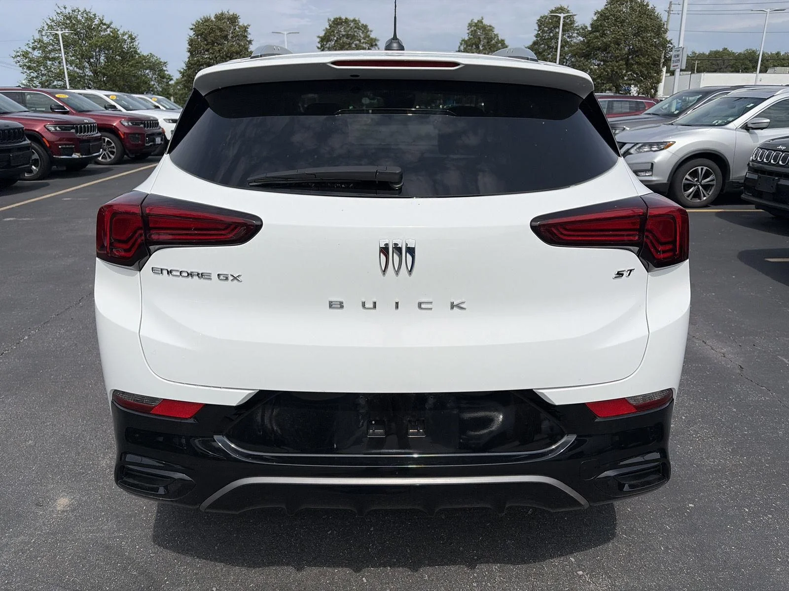 Used 2024 Summit White Buick Sport Touring image 6