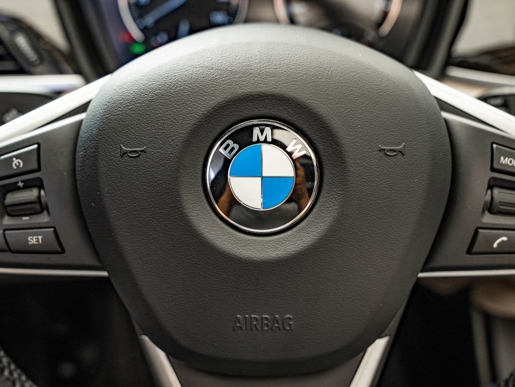 Used 2021 Mineral Gray Metallic BMW xDrive28i image 30