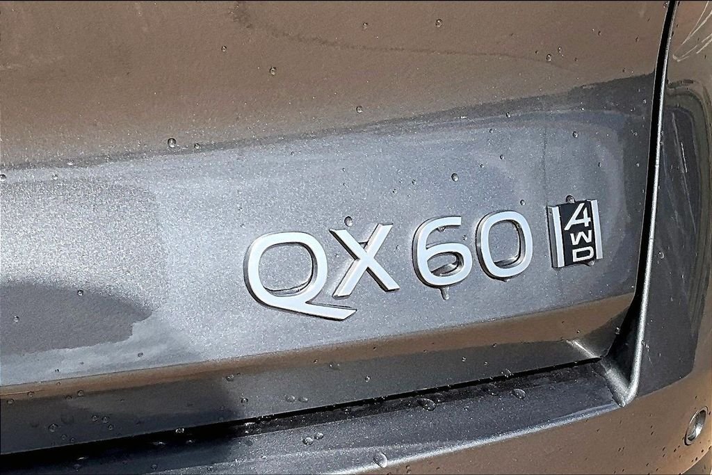 Used 2026 Gray INFINITI LUXE image 30
