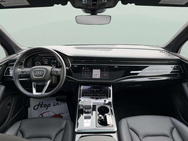 Certified Used 2025  Audi Premium Plus image 9