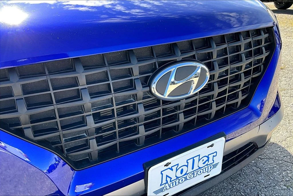 Used 2024 Intense Blue Hyundai SE image 28