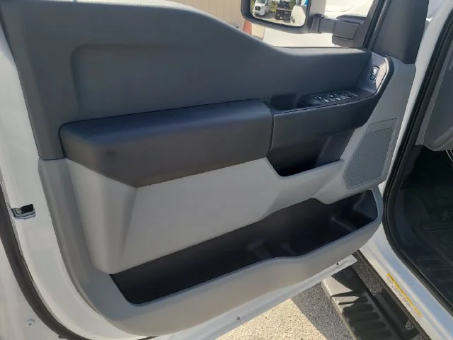 New 2026 Oxford White Ford XL image 16