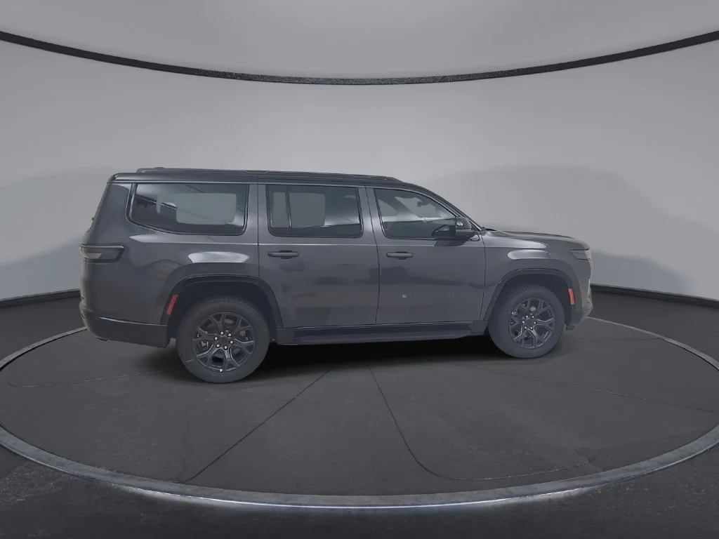 New 2026 Baltic-Gray Metallic Clear-Coat Exterior Paint Jeep Upland image 16