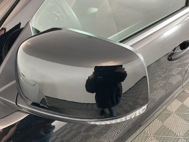 Used 2020  Dodge SRT image 10
