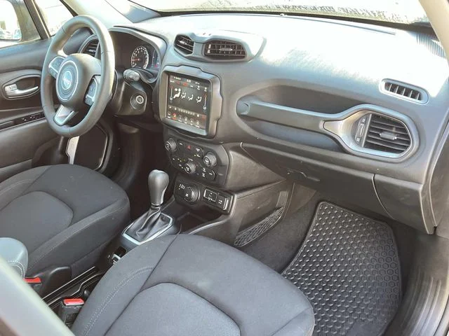 Used 2023 Black Jeep Latitude image 23