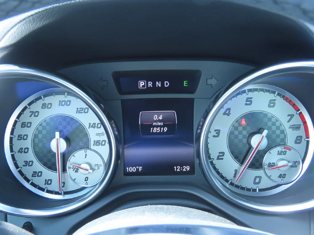 Used 2015 Black Mercedes-Benz SLK 250 image 18