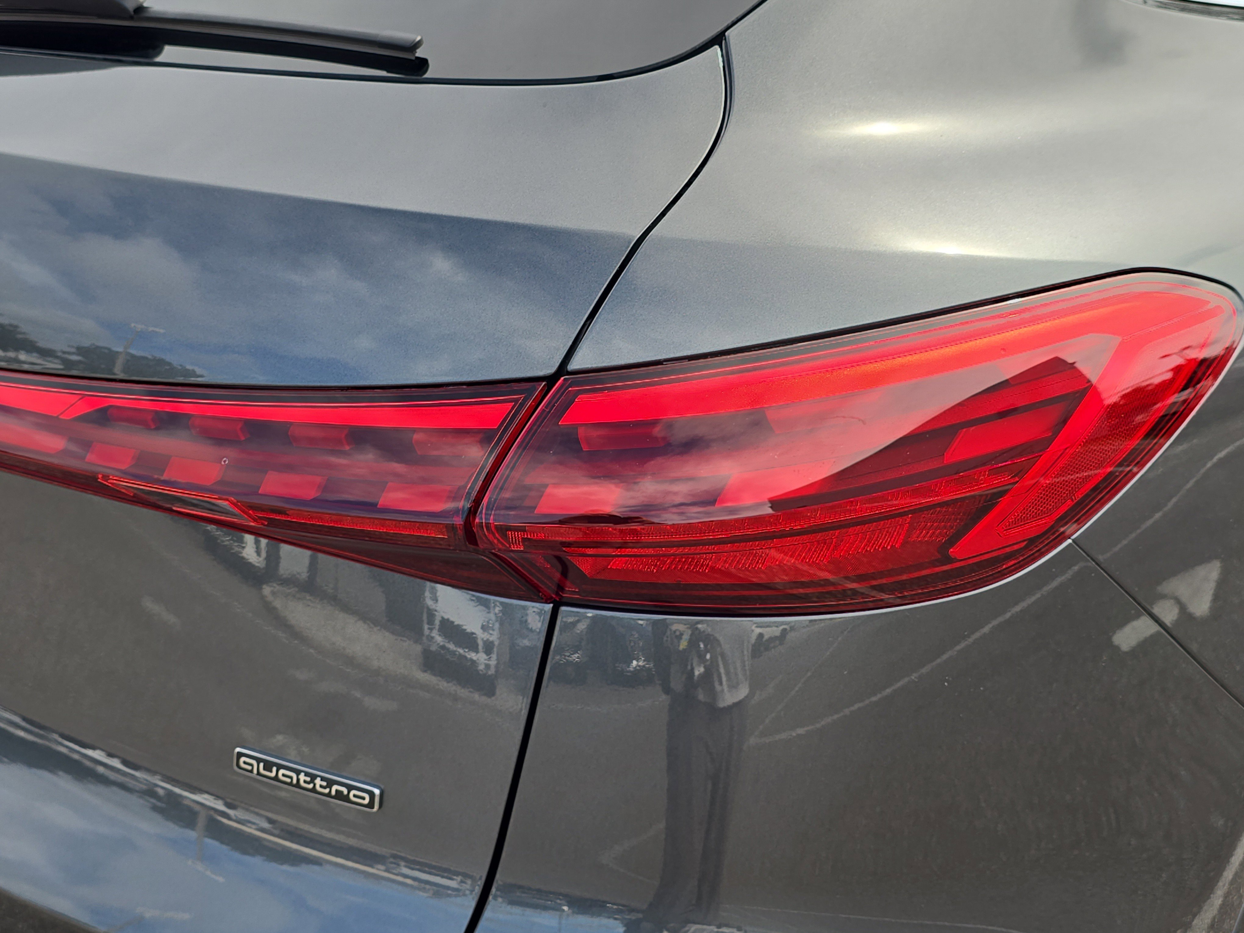 2025 Audi Q5 Sportback Premium Plus - Photo 7