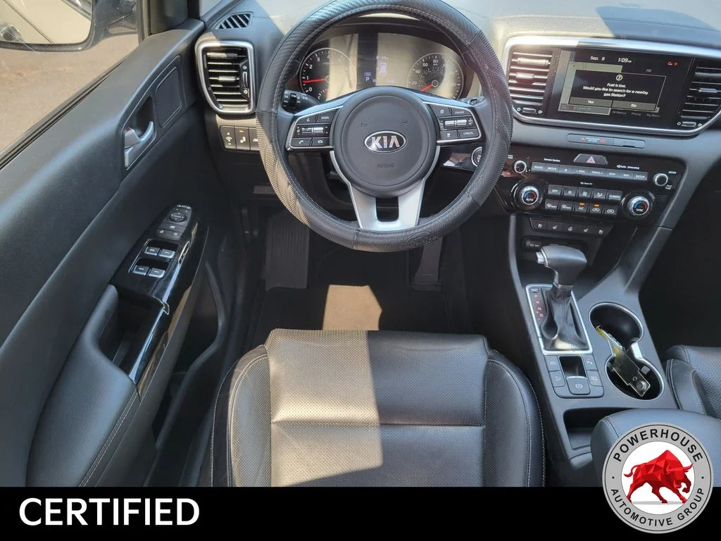 Used 2021 White Kia EX image 20