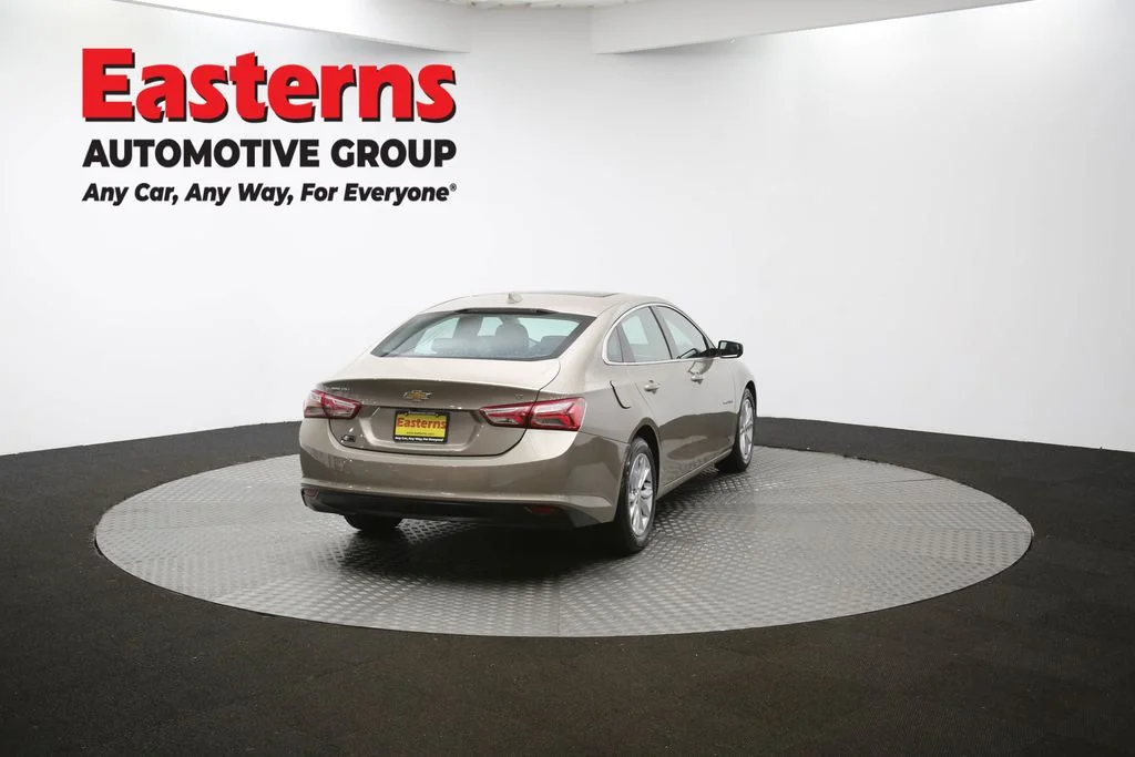 Used 2022 Gray Chevrolet LT image 39