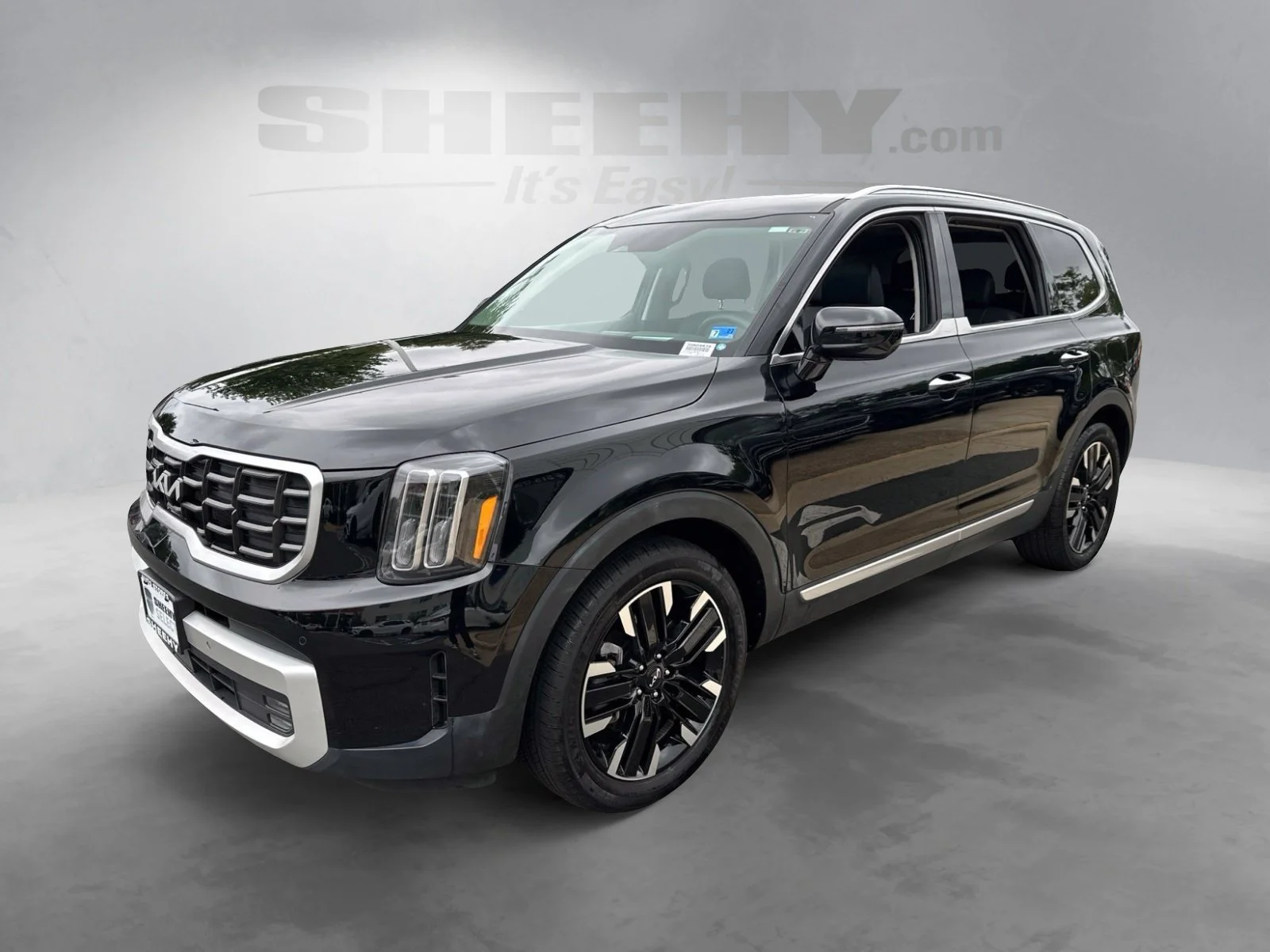 Used 2025 Black Kia SX-Prestige image 15