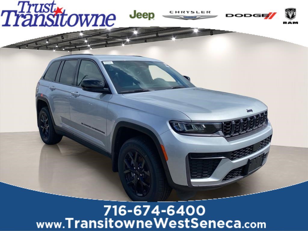 New 2026 Silver Zynith Exterior Paint Jeep Altitude image 1