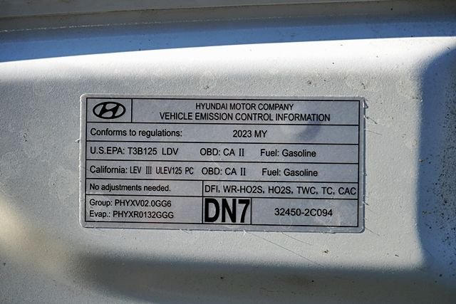 Used 2023 White Genesis 2.0T image 39