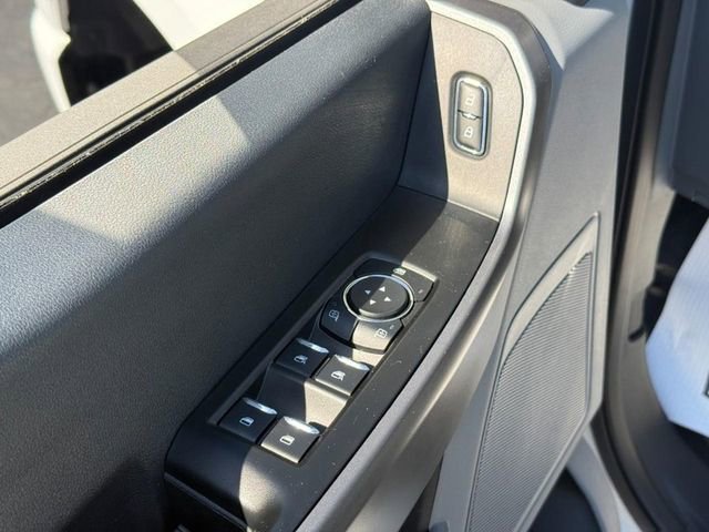 Used 2025 White Ford XL image 13