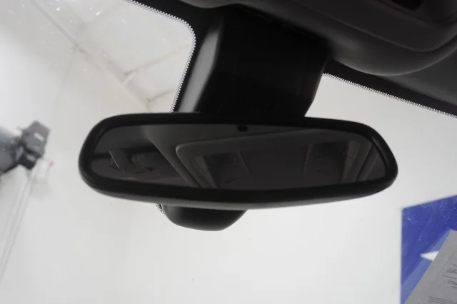 Used 2024  GMC SLE image 25