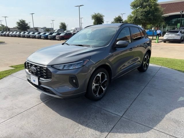 Used 2023 Gray Ford ST-Line Select image 3