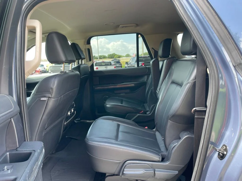 Used 2023 Blue Ford XLT image 13