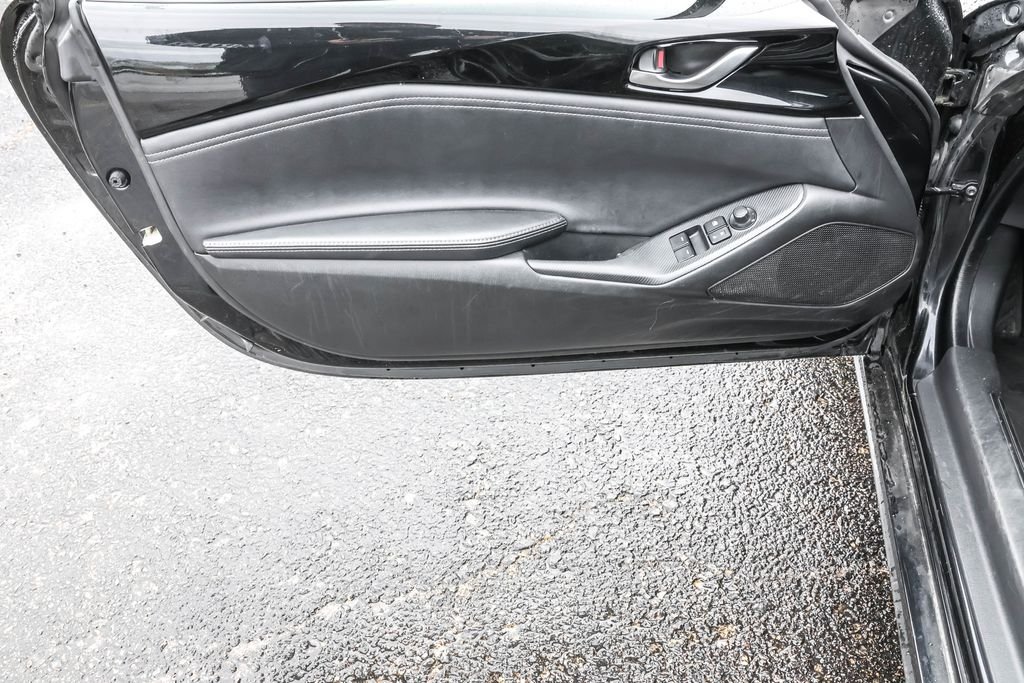 Used 2024 Black Mazda Grand Touring image 27