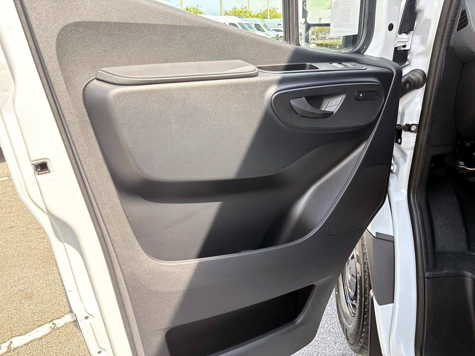 New 2026 Arctic White Sprinter Cargo 144 WB image 12