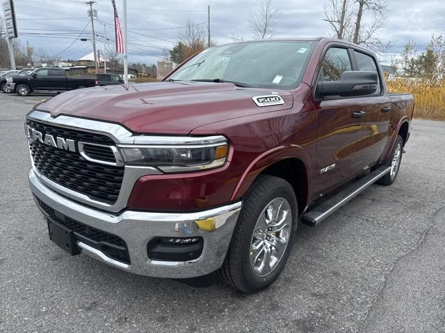 New 2026 Delmonico Red Pearl-Coat Exterior Paint RAM Big Horn/Lone Star image 3