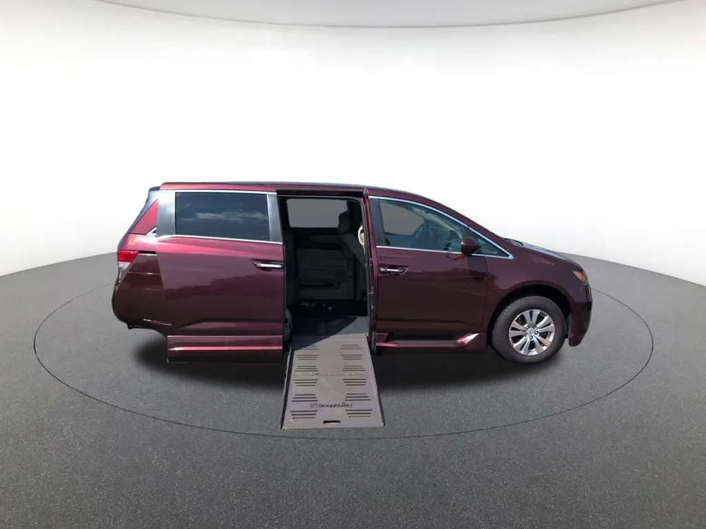 Used 2016  Honda EX-L image 25