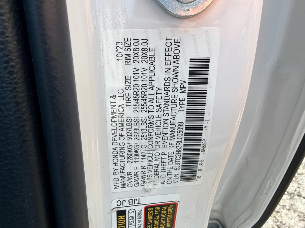 Used 2024 Platinum White Pearl Acura w/A-Spec Advance Package image 13