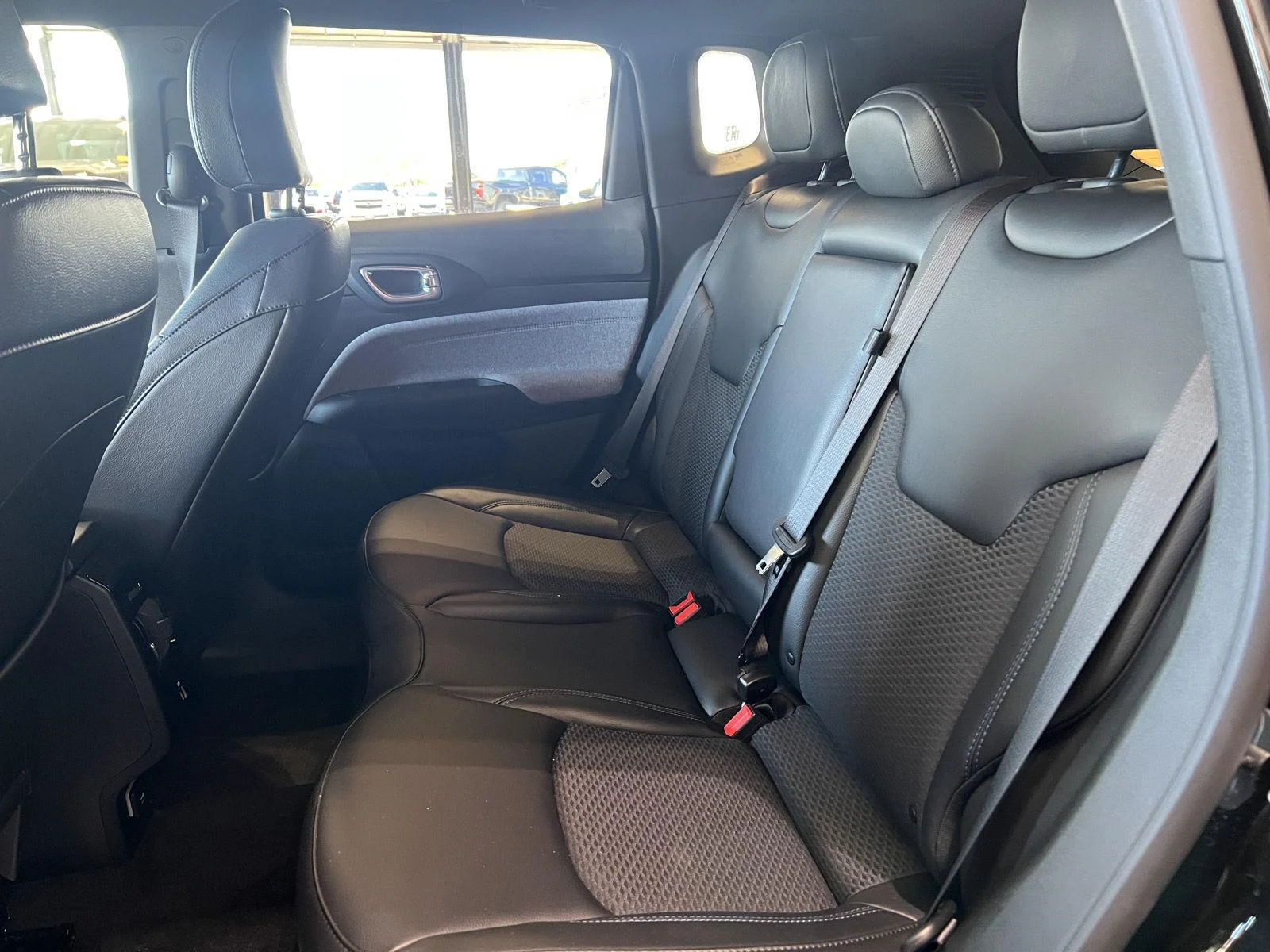 Used 2023 Bk Jeep Latitude image 17