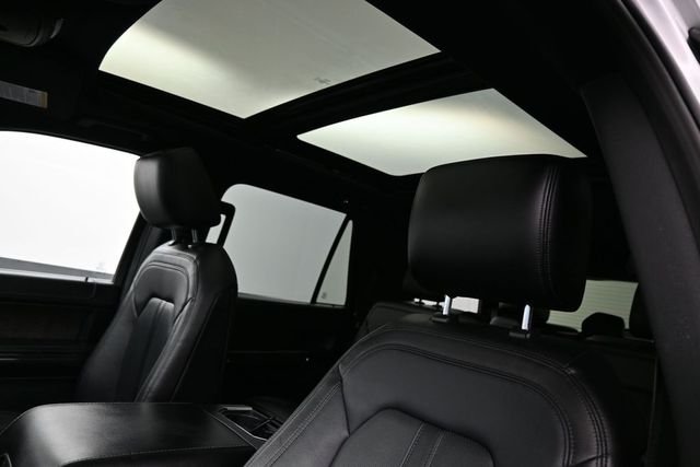Used 2020 White Ford Limited image 33
