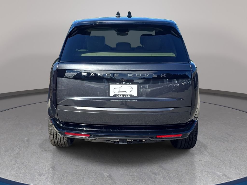 New 2026 Carpathian Grey Land Rover SE image 6