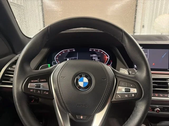Used 2023 White BMW sDrive40i image 25