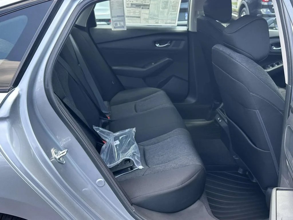 2025 Honda Accord SE - Photo 7