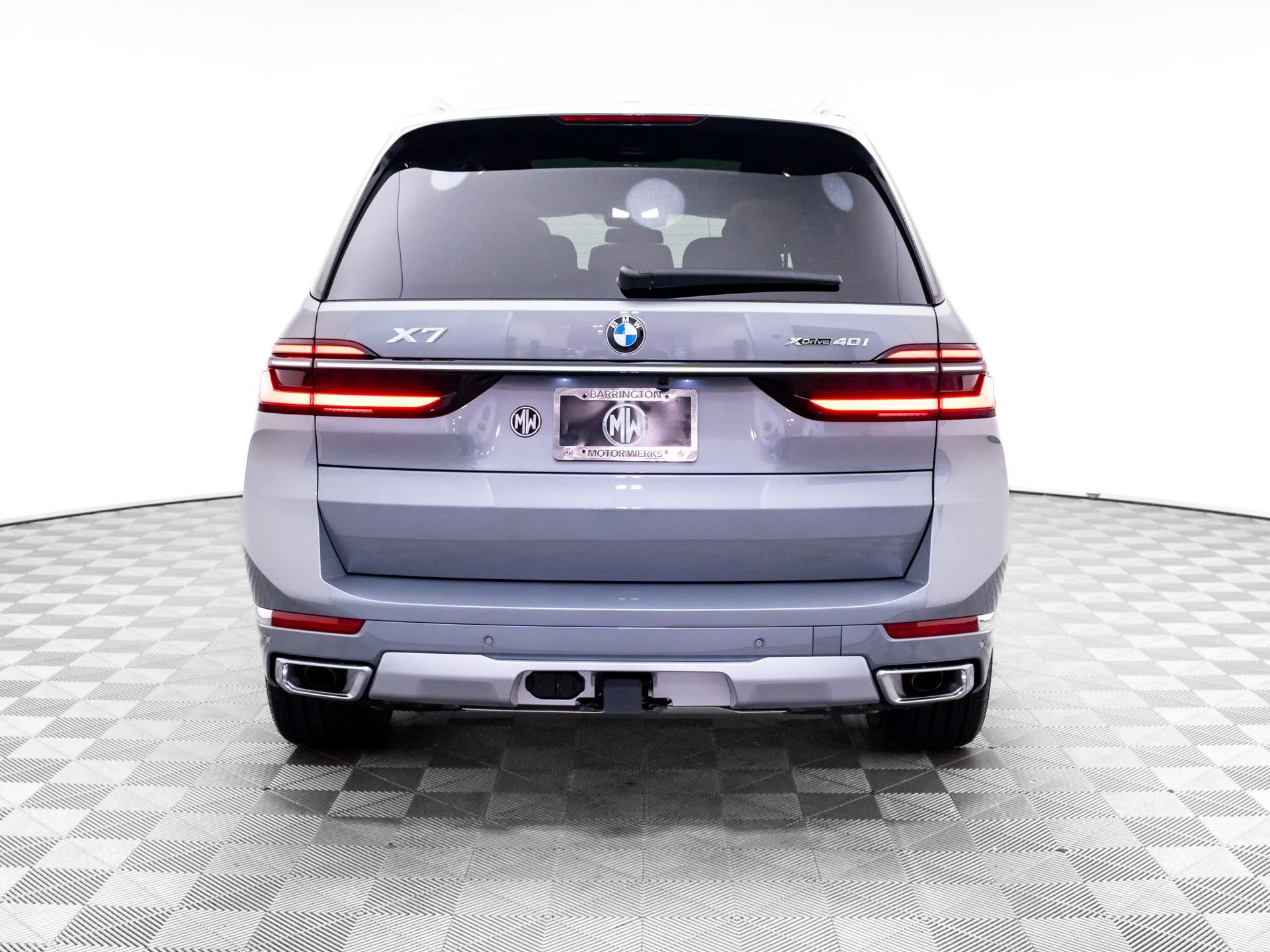 New 2026 Gray BMW xDrive40i image 5