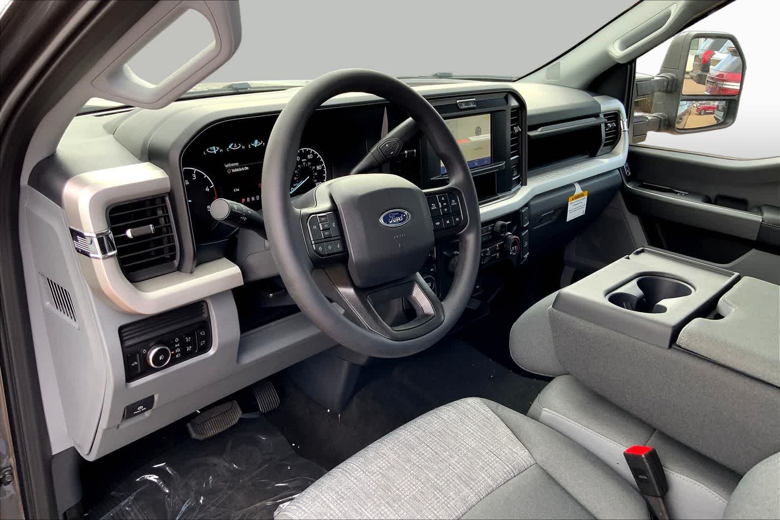 New 2026 Carbonized Gray Metallic Ford F-250® XLT image 8