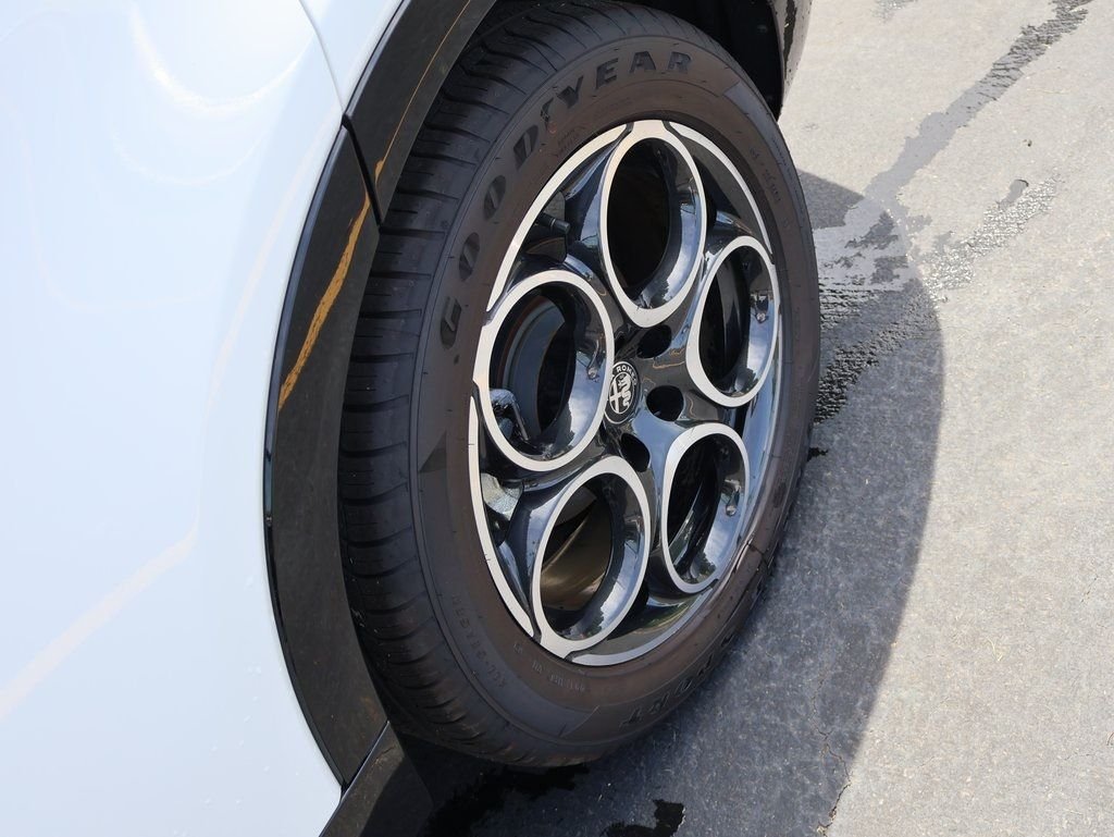2025 Alfa Romeo Tonale Base - Photo 38
