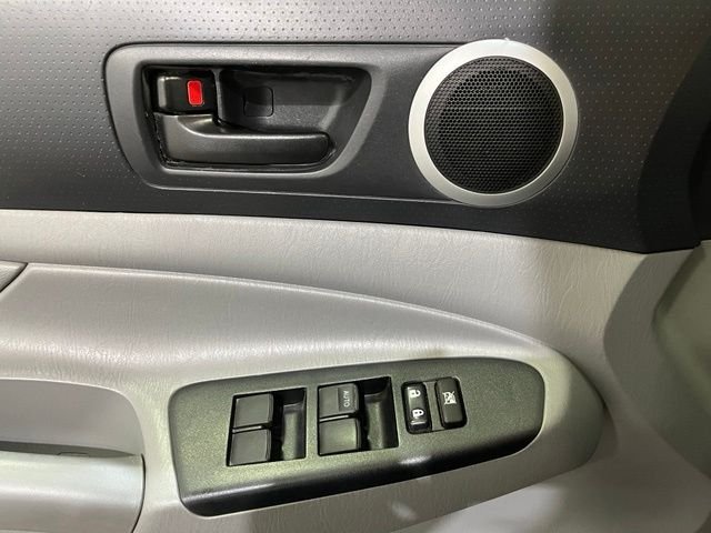Used 2015 Brown Toyota PreRunner image 12