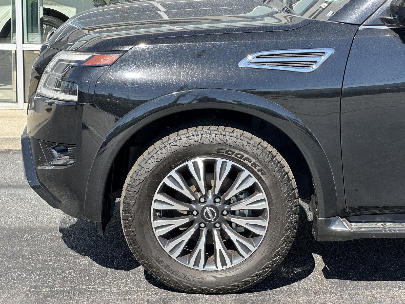 Used 2023 Super Black Nissan SL image 49