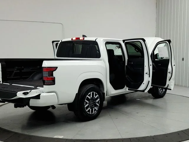 New 2026 White Nissan SV image 15
