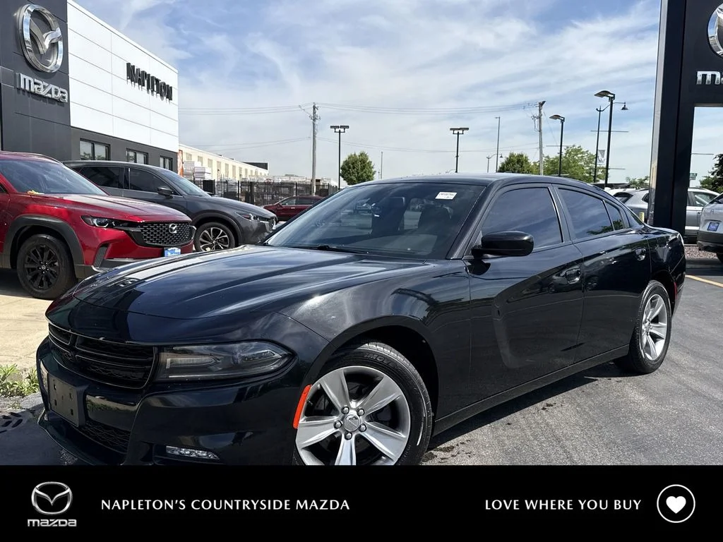 2018 Dodge Charger SXT Plus's photo