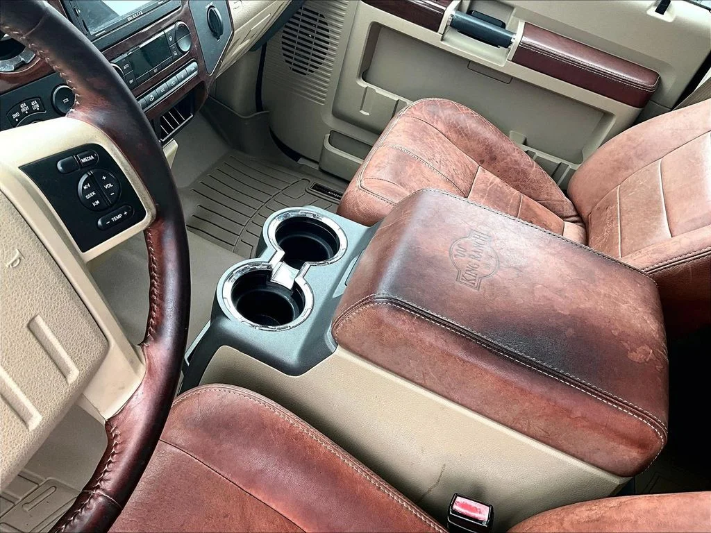 Used 2008 Red Ford  image 15