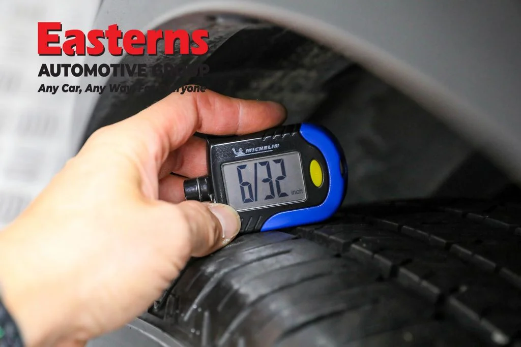 Used 2023 Black Nissan SL image 27