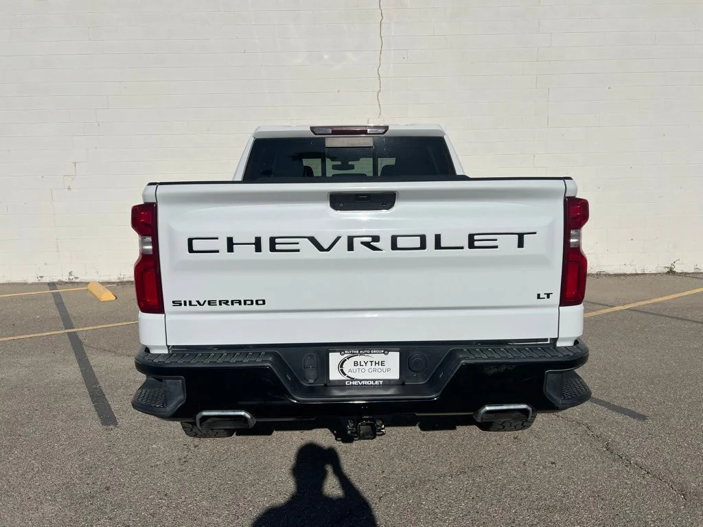 Used 2020 Summit White Chevrolet LT Trail Boss image 4