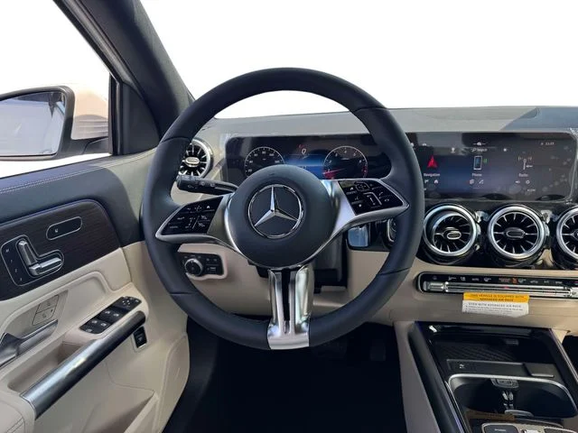 New 2026 Polar White Mercedes-Benz GLA 250 image 14