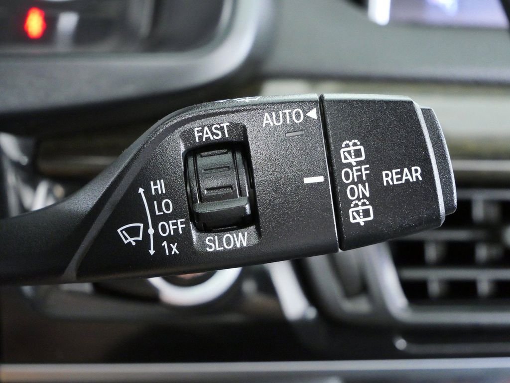 Used 2018 Black BMW xDrive35i image 48