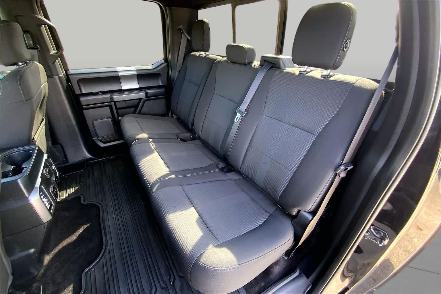 Used 2017 Shadow Black Ford XLT image 19