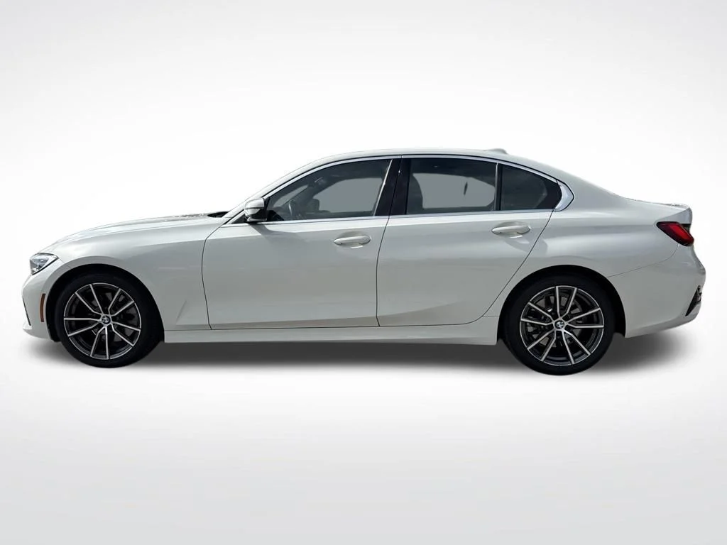 Used 2020 Alpine White BMW 330i image 8
