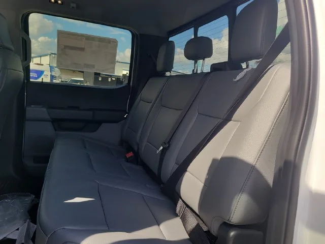 New 2026 Oxford White Ford XL image 13