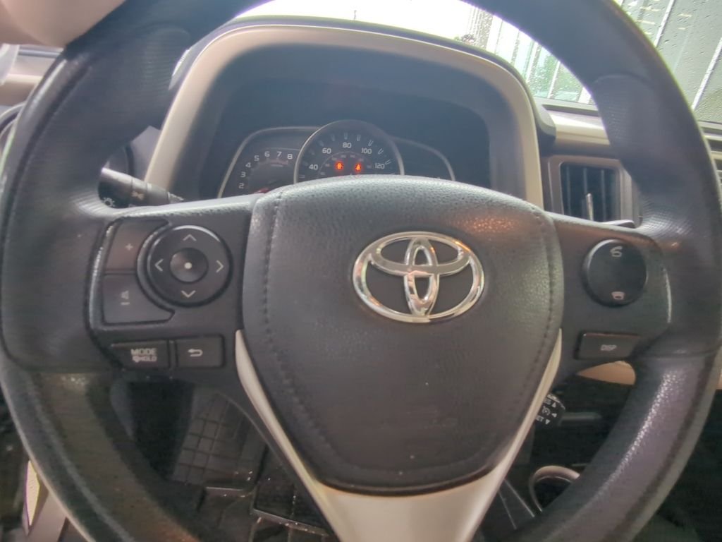 Used 2013 Brown Toyota XLE image 13