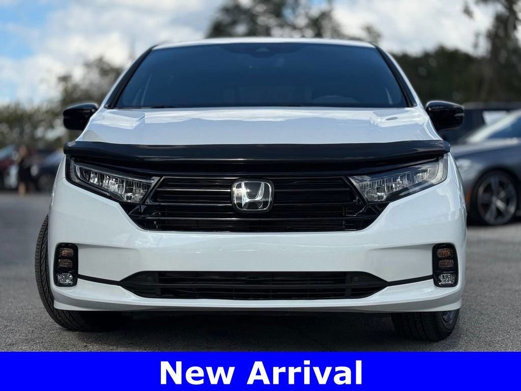 Used 2024 Honda Odyssey SPORT with VIN 5FNRL6H72RB061223 for sale in Kansas City