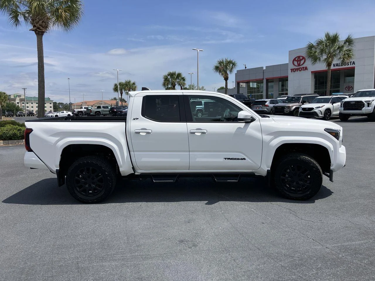 Certified Used 2026 White (Ice Cap) Toyota SR5 Double Cab image 6