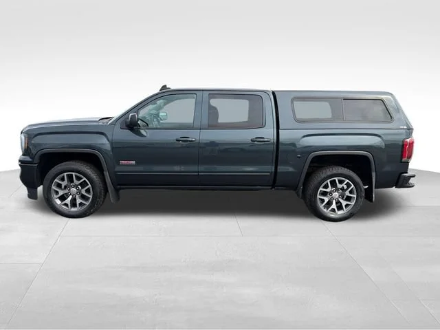 Used 2018 DARK SLATE METALLIC GMC SLT image 2
