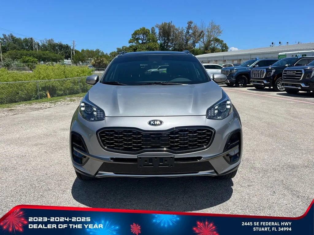 Used 2022 Gray Kia SX Turbo image 2